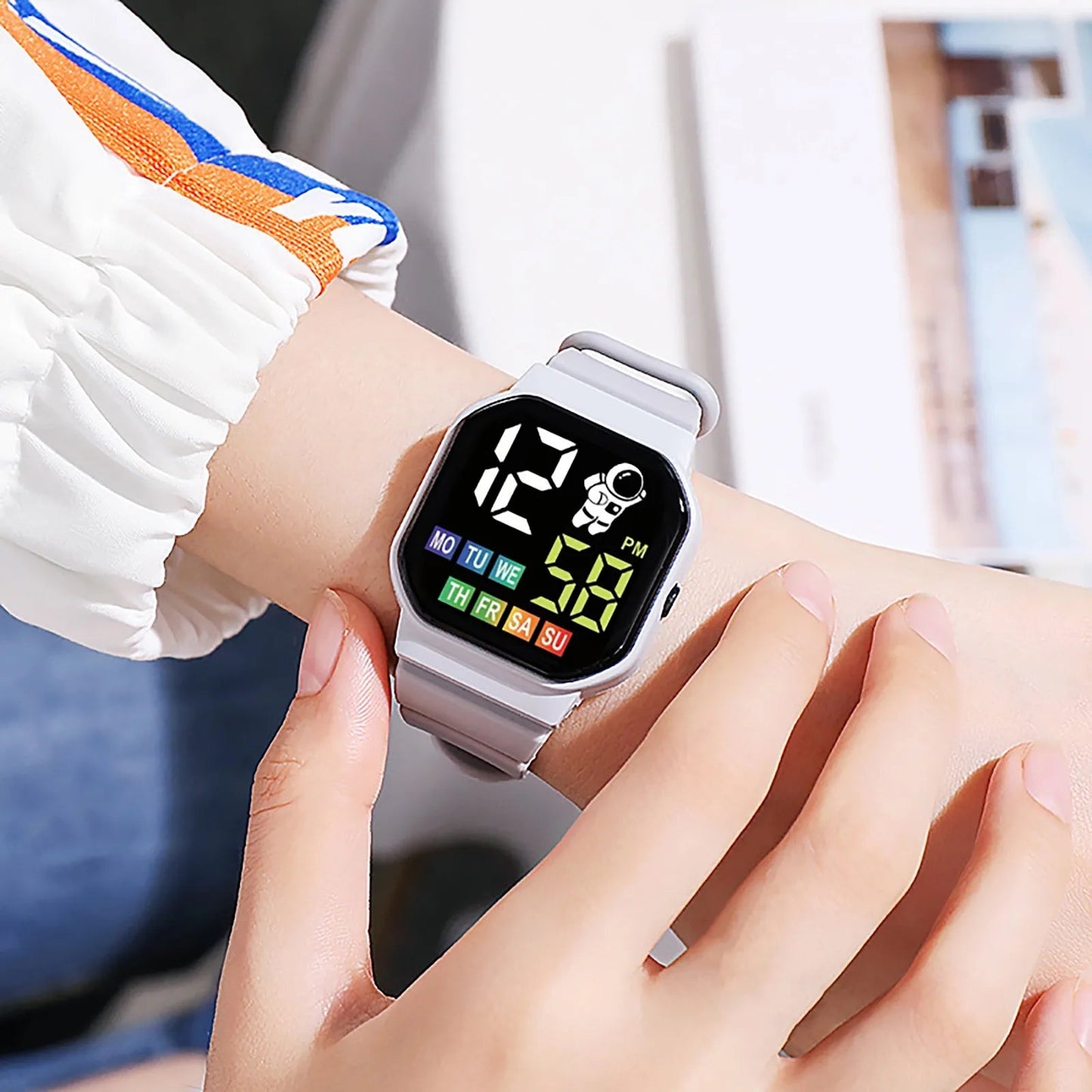 Children's Smart Watch Display Week LED Digital Wrist Watches For Boy Girl Waterproof Sport Watch Montre Enfant Dropshipping La Capsule