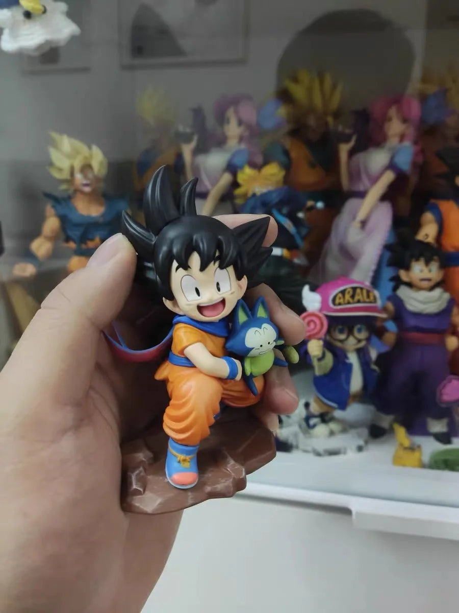 Figurine Dragon Ball Childhood Son Goku Hold Puaru Goku Embrace Puar Yamcha anime Action Figures Model Doll Desktop Decoration Toy La Capsule
