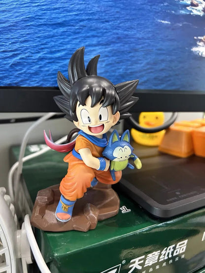 Figurine Dragon Ball Childhood Son Goku Hold Puaru Goku Embrace Puar Yamcha anime Action Figures Model Doll Desktop Decoration Toy La Capsule